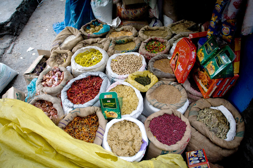 market-spices-new-delhi-photo-credit-sarju-sooch-journey-to-himalayas